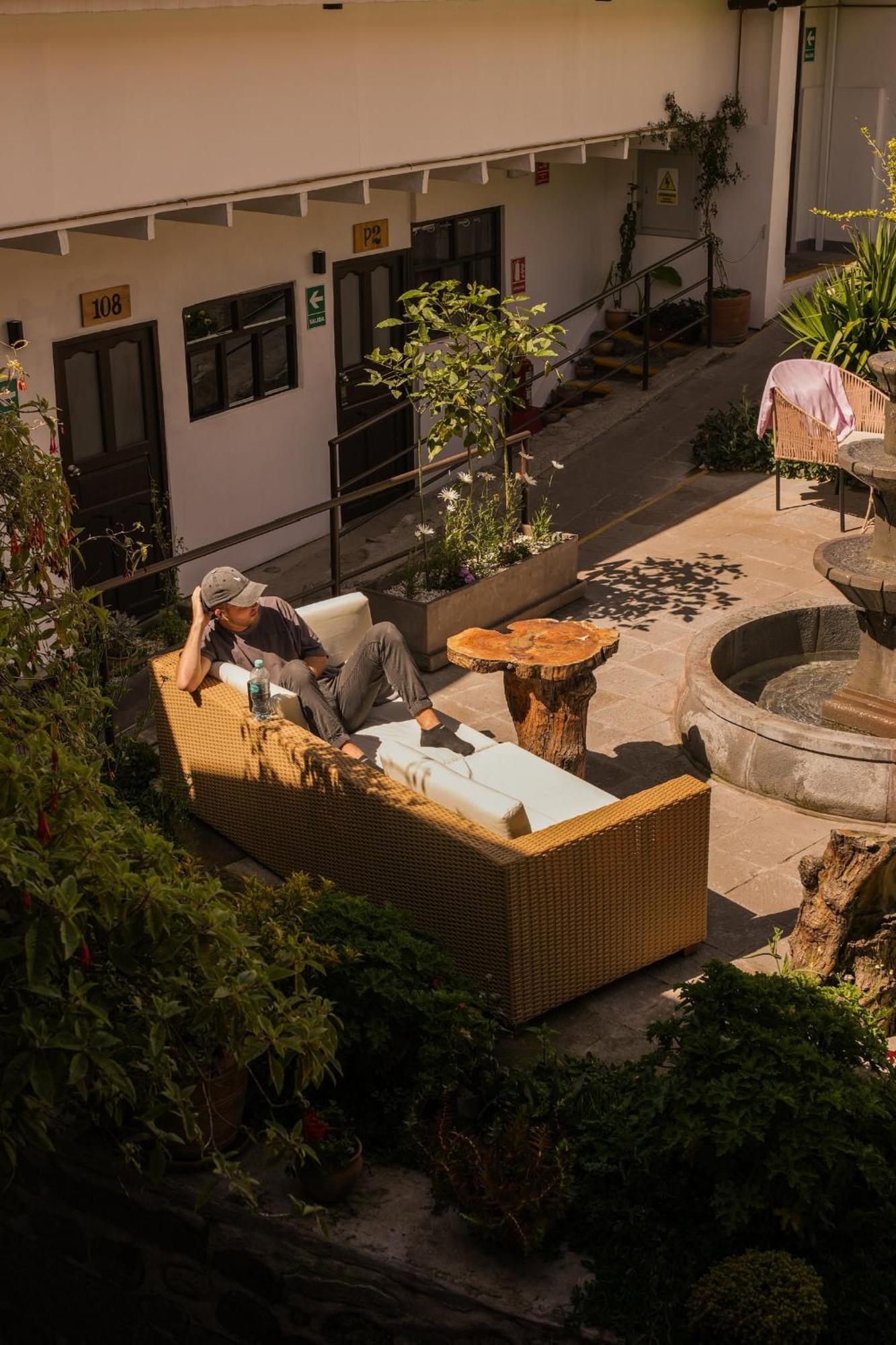 Black Llama Hostel Cusco Ngoại thất bức ảnh
